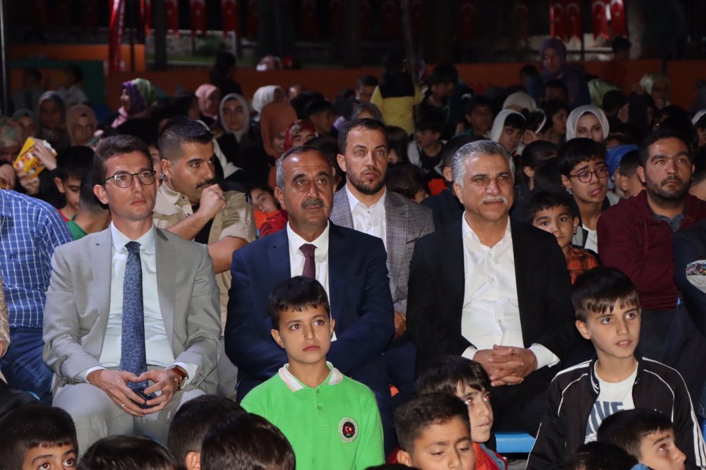 DEV EKRAN GENÇLİLER İÇİN KURULDU