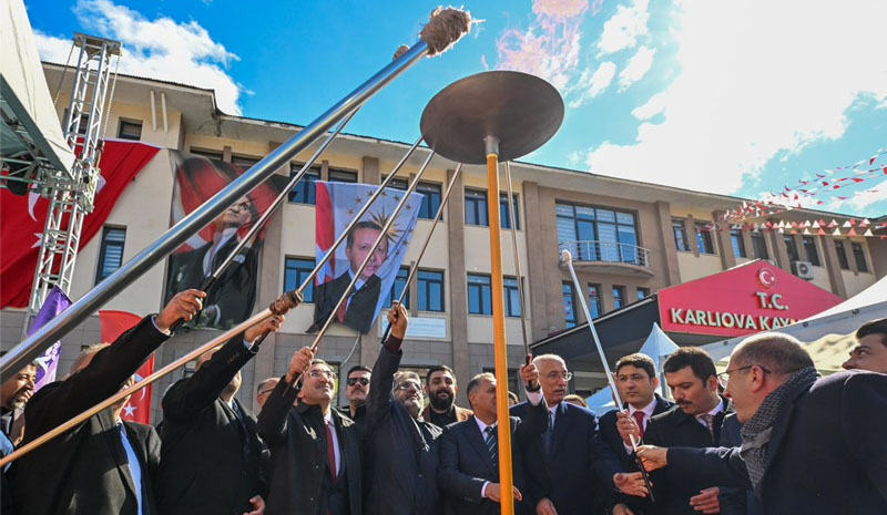 DOĞAL GAZ MEŞALESİ YAKILDI
