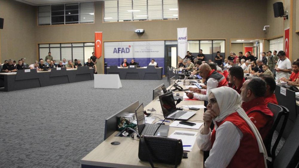 1 AYDA 58 OLAYA MÜDAHALE ETTİLER