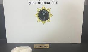 GENÇ`TE  METAMFETAMİN ELE GEÇİRİLDİ