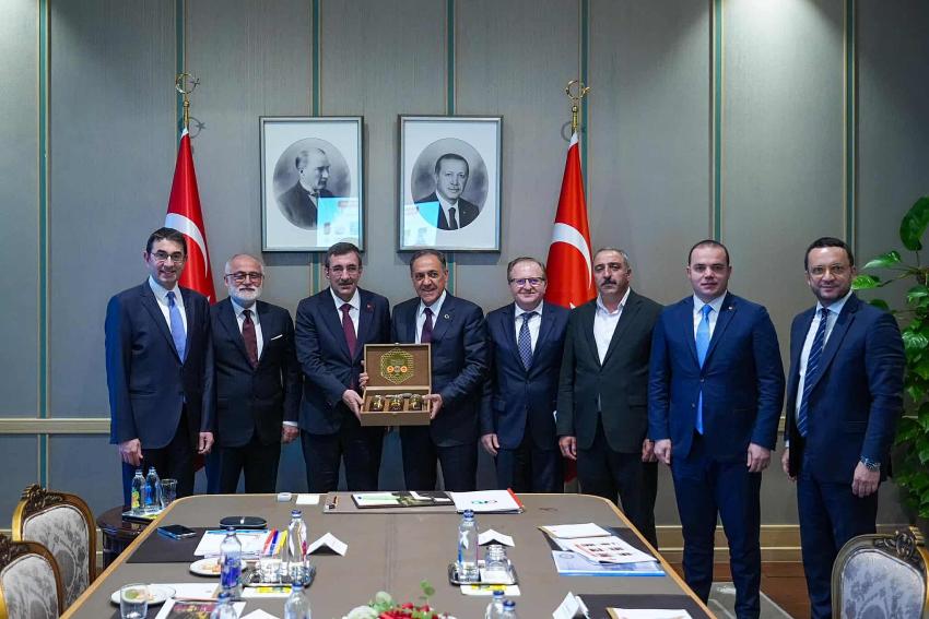 BİNGÖL BALI  DEĞERİNİ BULUYOR