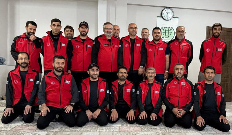BİNGÖL UMUT KERVANI`NA DEPREM SEMİNERİ