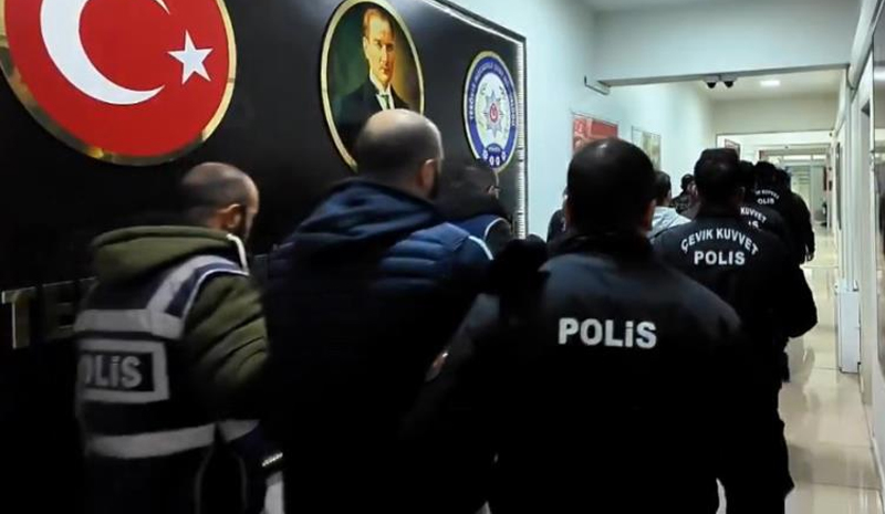 12 ŞÜPHELİ GÖZALTINA ALINDI