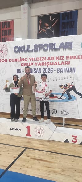 GENÇLİ SPORCULARDAN GURURLANDIRAN SONUÇ