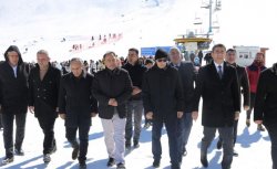 Bingöl Üniversitesi`nden 2`inci Hesarek Kar Festivali etkinliği