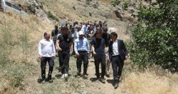 GÜZEL GEYİKDERE KÖYÜ`NÜ ZİYARET EDİP  SORUNLARI YERİNDE İNCELEDİ
