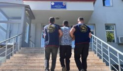 DOLANDIRICILIKTAN CEZASI OLAN ŞAHIS YAKALANDI