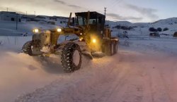 72 KÖY YOLUNDA ÇALIŞMALAR  SÜRÜYOR