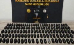 UYUŞTURUCUYU YUTARAK TAŞIDILAR