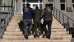 JANDARMA`DAN UYUŞTURCU OPERSAYONU 3 ŞAHIS YAKALANDI